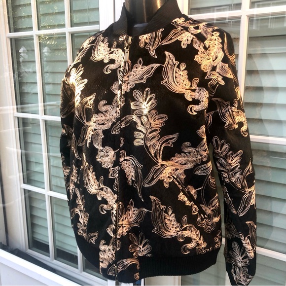 New Fully Embroidered Zip Up Jacket. - Picture 2 of 15